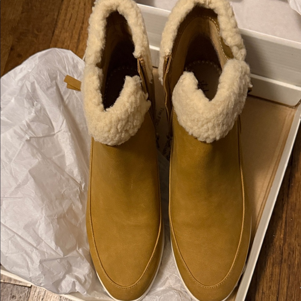 Style & Co. Cozy Tan Winter Boots - Picture 7 of 7